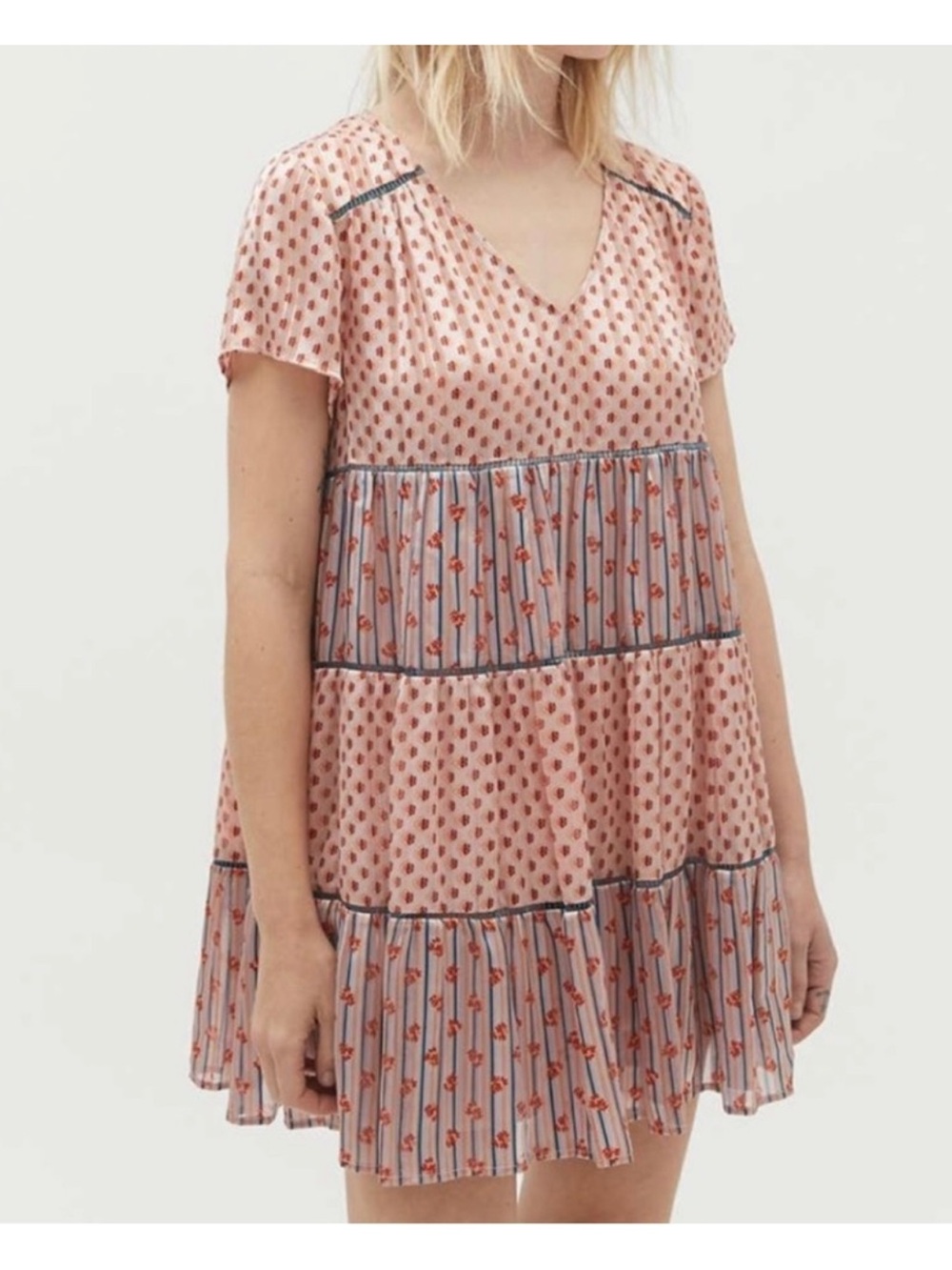 Urban Outfitters Pippa Chiffon Tiered Mini Dress Size Medium 6197